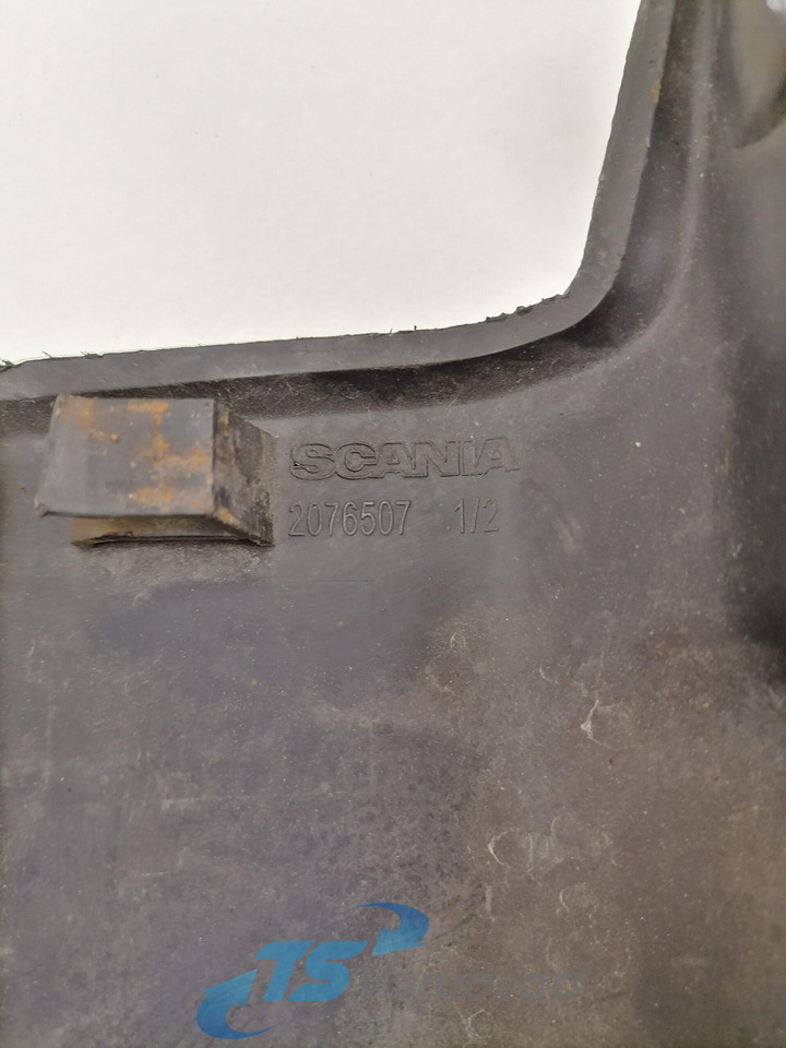Scania Plastikdetail 2076507 - الإيروديناميكية/ الجناح الخلفي - شاحنة: صورة 3 Scania Plastikdetail 2076507 - الإيروديناميكية/ الجناح الخلفي - شاحنة: صورة 3