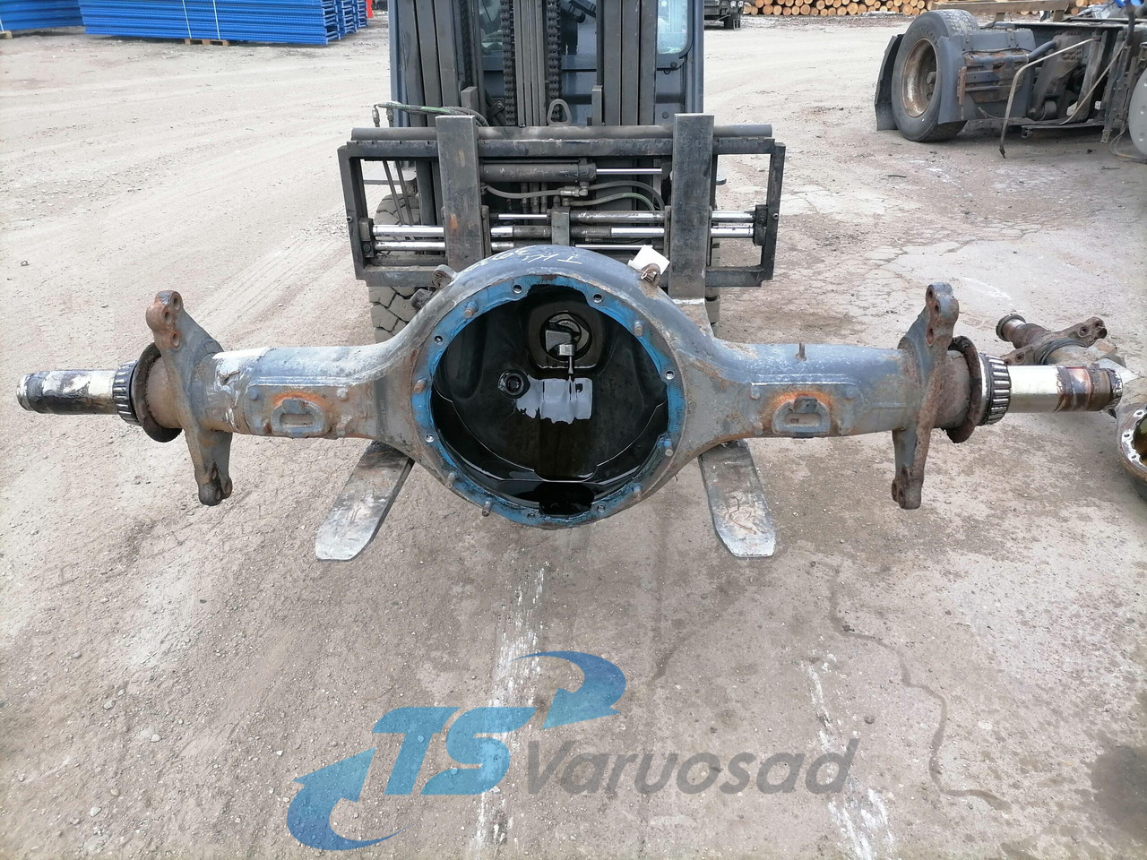 Scania Rear axel housing 2637065 - المحور و قطع الغيار - شاحنة: صورة 1 Scania Rear axel housing 2637065 - المحور و قطع الغيار - شاحنة: صورة 1