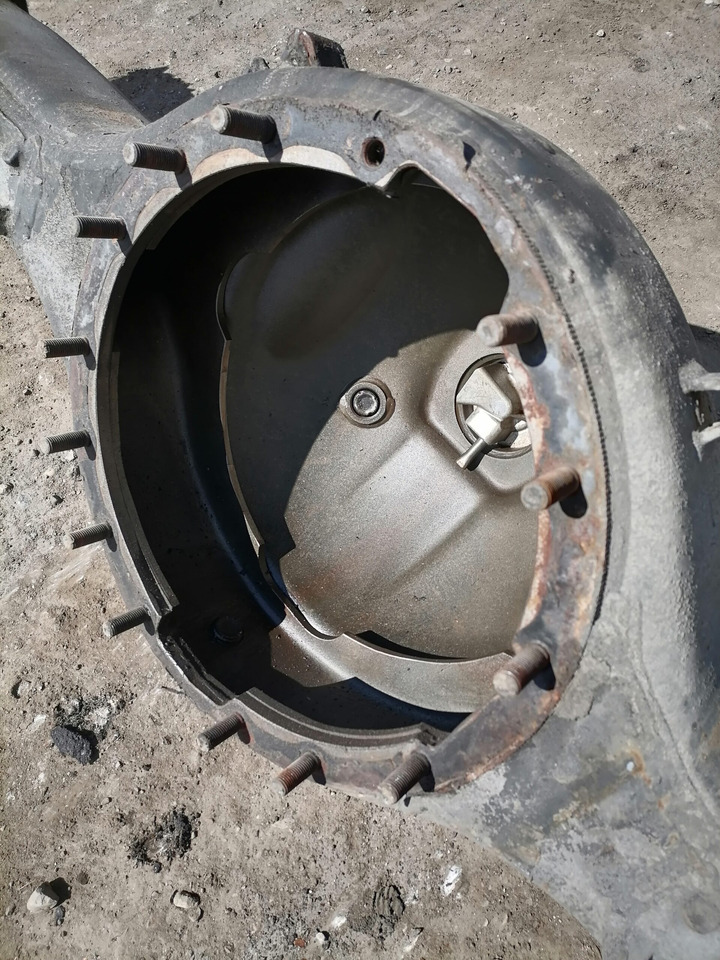 Scania Rear axel housing ADA1100 - المحور و قطع الغيار - شاحنة: صورة 3 Scania Rear axel housing ADA1100 - المحور و قطع الغيار - شاحنة: صورة 3