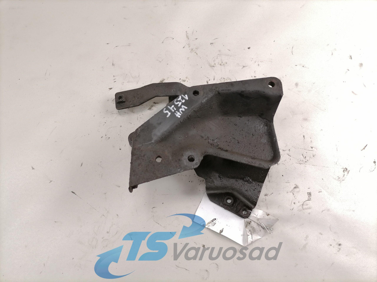 Scania Roolisüsteemi õlimahuti kandur 1369036 - خرطوم التوجيه - شاحنة: صورة 1 Scania Roolisüsteemi õlimahuti kandur 1369036 - خرطوم التوجيه - شاحنة: صورة 1