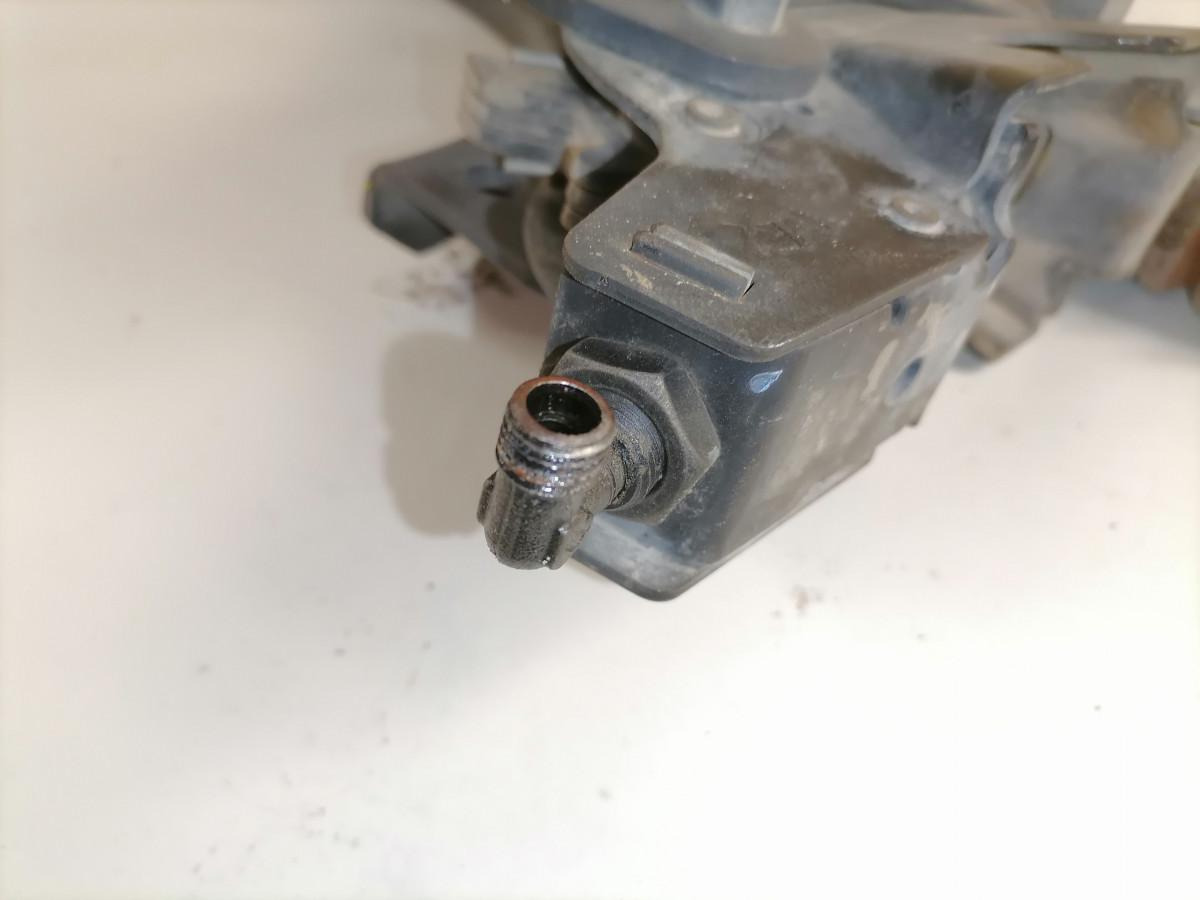 Scania Scania cab carrier 1490910 - نظام تعليق الكابينة - شاحنة: صورة 3 Scania Scania cab carrier 1490910 - نظام تعليق الكابينة - شاحنة: صورة 3