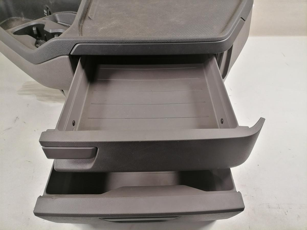 Scania Tool box 2901429 - قطع غيار عامة - شاحنة: صورة 5 Scania Tool box 2901429 - قطع غيار عامة - شاحنة: صورة 5