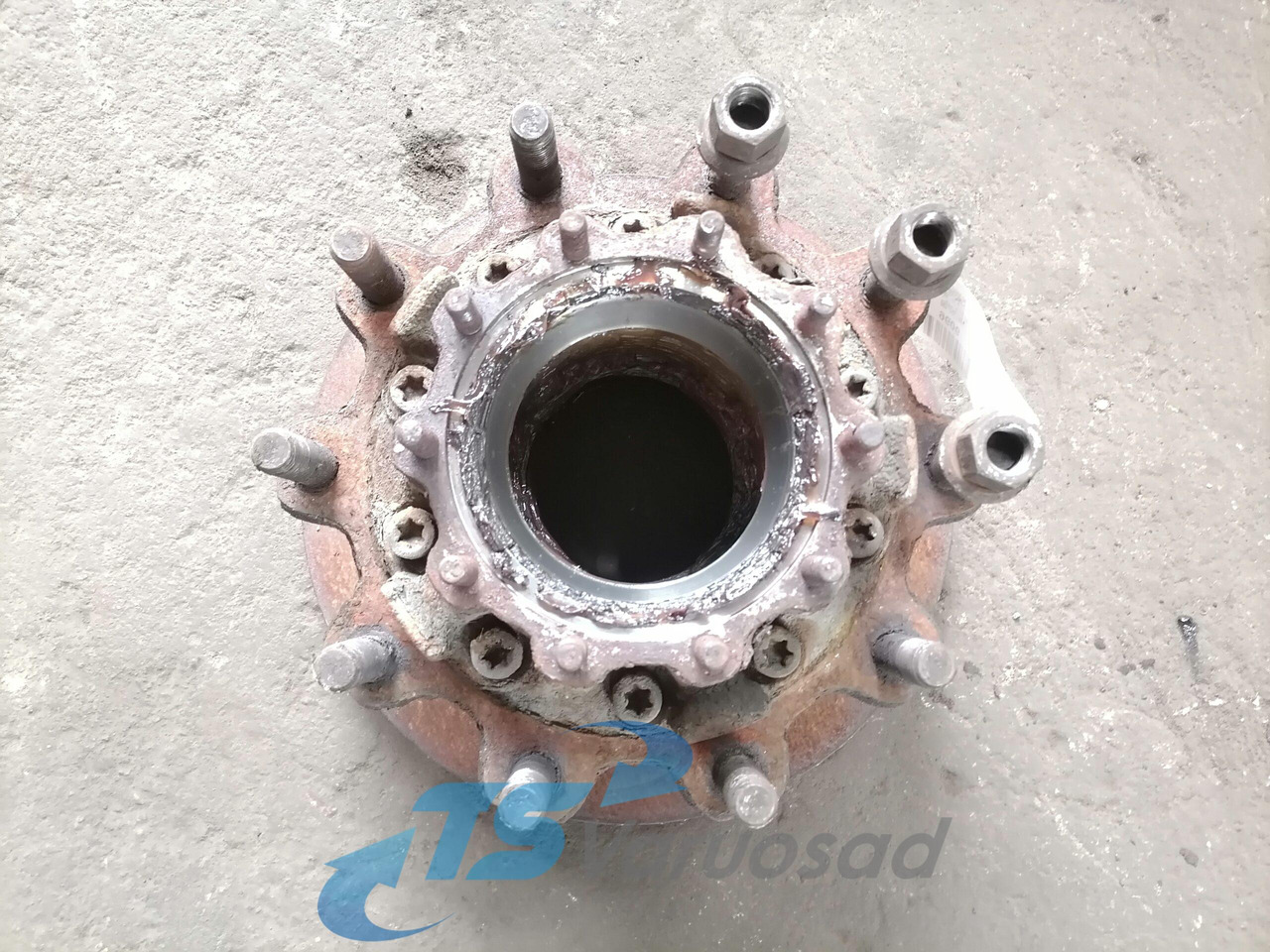 Scania Wheel hub 2290542 - محور - شاحنة: صورة 2 Scania Wheel hub 2290542 - محور - شاحنة: صورة 2