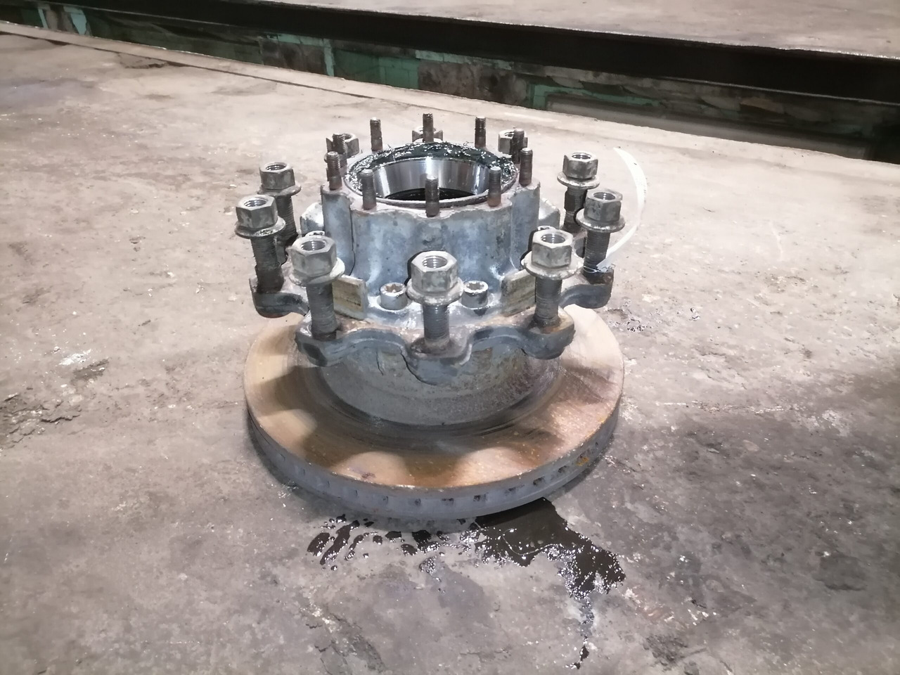 Scania Wheel hub 2290542 - محور - شاحنة: صورة 1 Scania Wheel hub 2290542 - محور - شاحنة: صورة 1