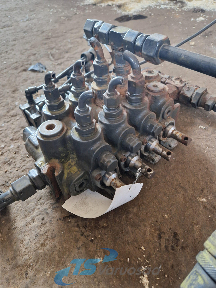 Universaalne Hydraulic control - أجهزة هيدروليكية - شاحنة: صورة 5 Universaalne Hydraulic control - أجهزة هيدروليكية - شاحنة: صورة 5