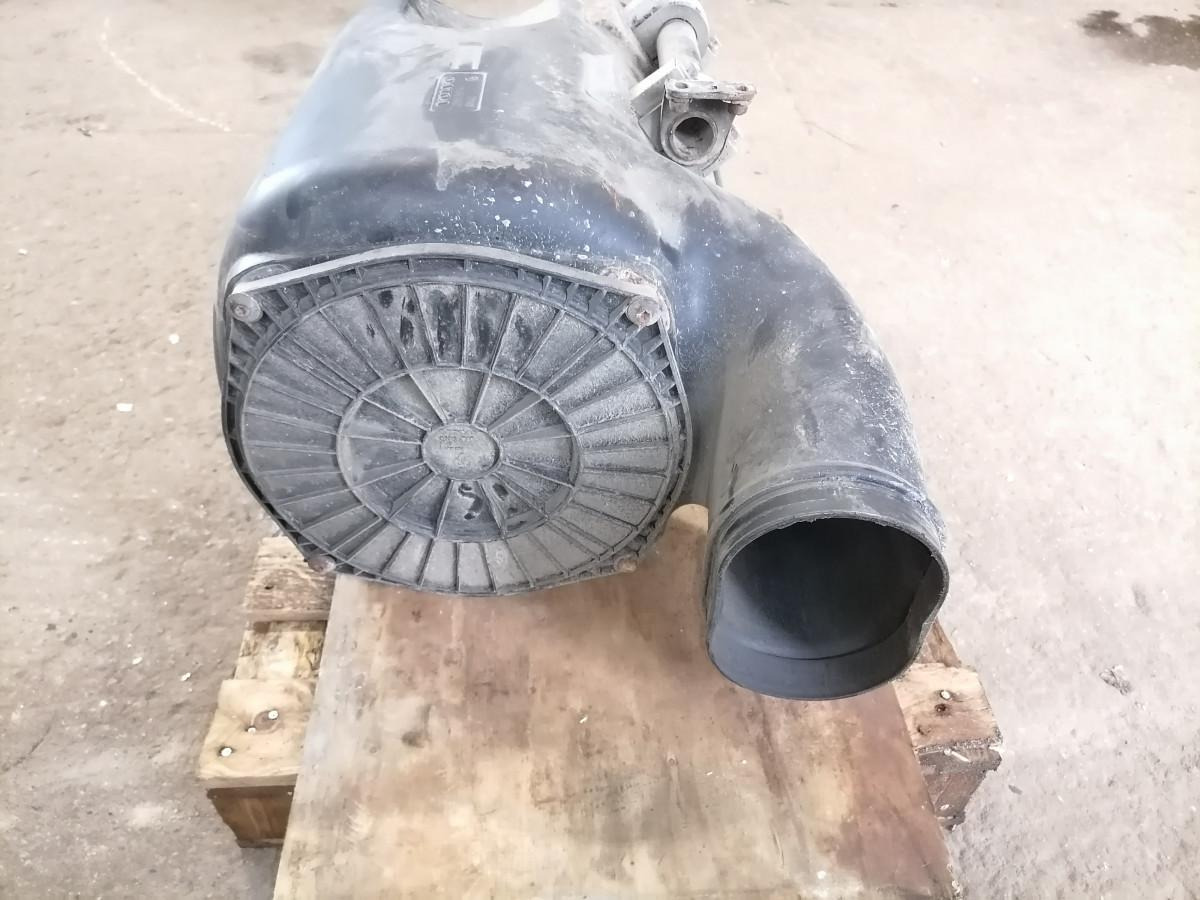 Volvo Air filter housing 20859974 - نظام سحب الهواء - شاحنة: صورة 3 Volvo Air filter housing 20859974 - نظام سحب الهواء - شاحنة: صورة 3