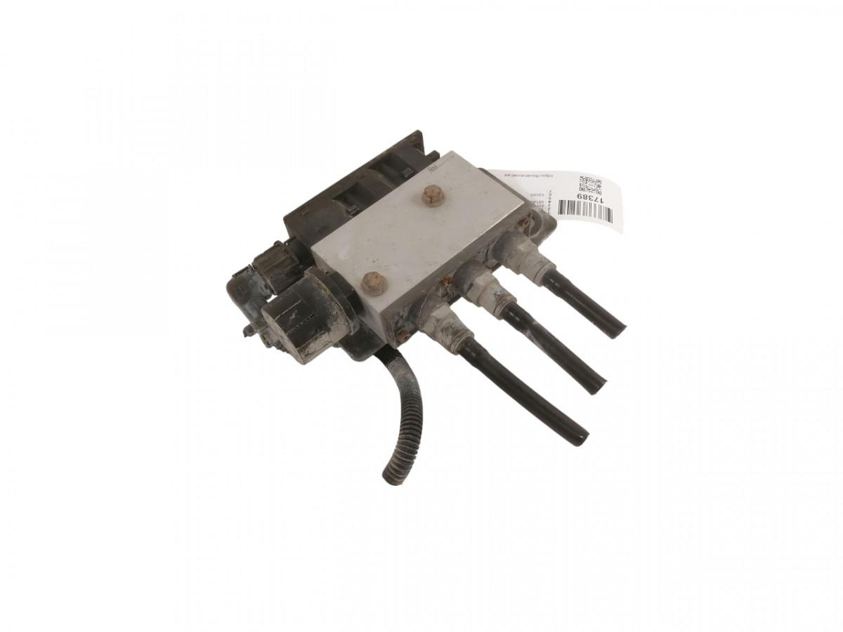Volvo Air pressure control valve 4518591310220 - صمام الفرامل - شاحنة: صورة 1 Volvo Air pressure control valve 4518591310220 - صمام الفرامل - شاحنة: صورة 1