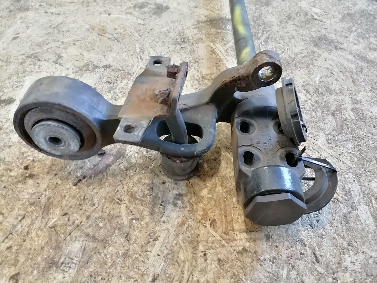 Volvo Anti-roll bar 3198853 - نظام تعليق الكابينة - شاحنة: صورة 3 Volvo Anti-roll bar 3198853 - نظام تعليق الكابينة - شاحنة: صورة 3