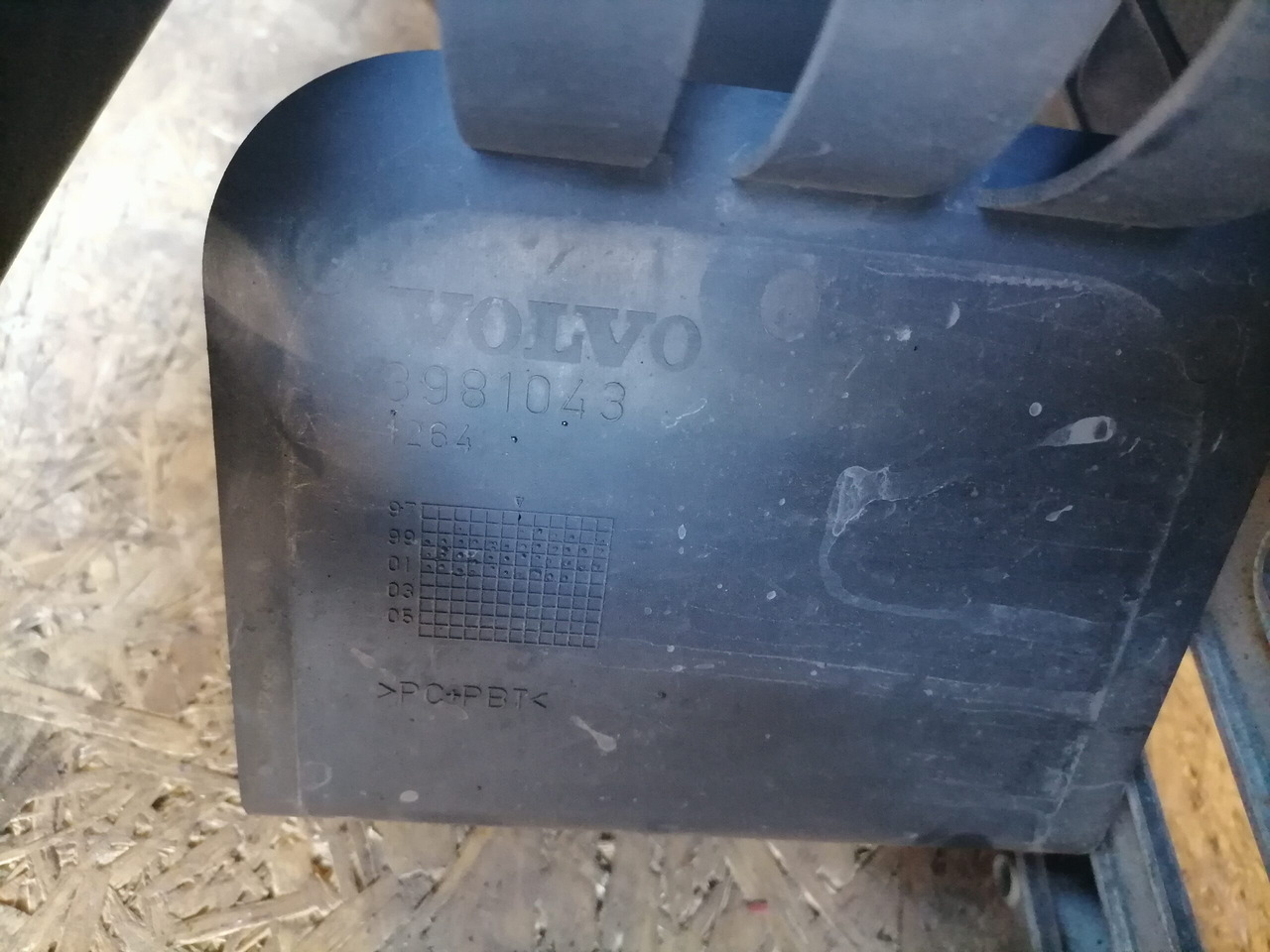 Volvo Astmelaua plastik 3175161 - موطئ القدم - شاحنة: صورة 5 Volvo Astmelaua plastik 3175161 - موطئ القدم - شاحنة: صورة 5