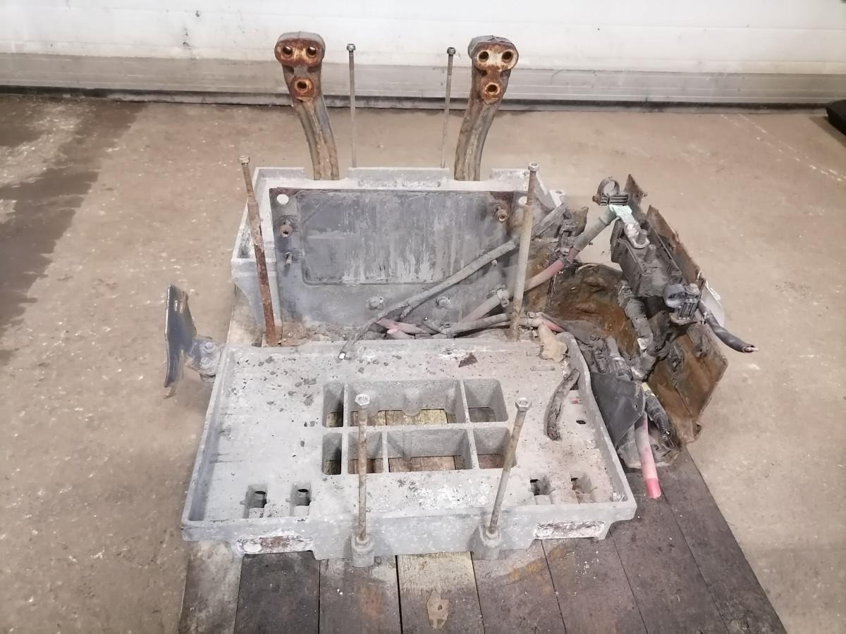 Volvo Battery box 22003951 - بطارية - شاحنة: صورة 2 Volvo Battery box 22003951 - بطارية - شاحنة: صورة 2