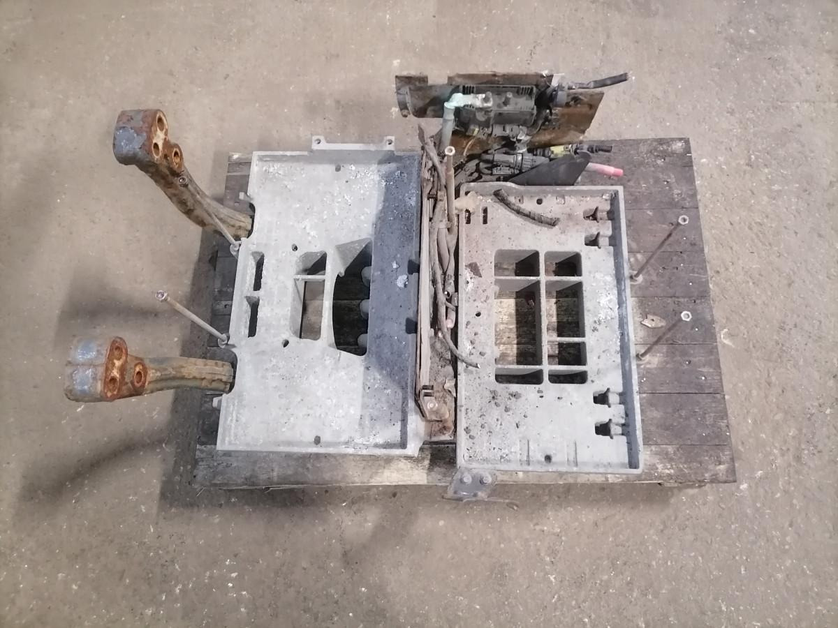 Volvo Battery box 22003951 - بطارية - شاحنة: صورة 5 Volvo Battery box 22003951 - بطارية - شاحنة: صورة 5