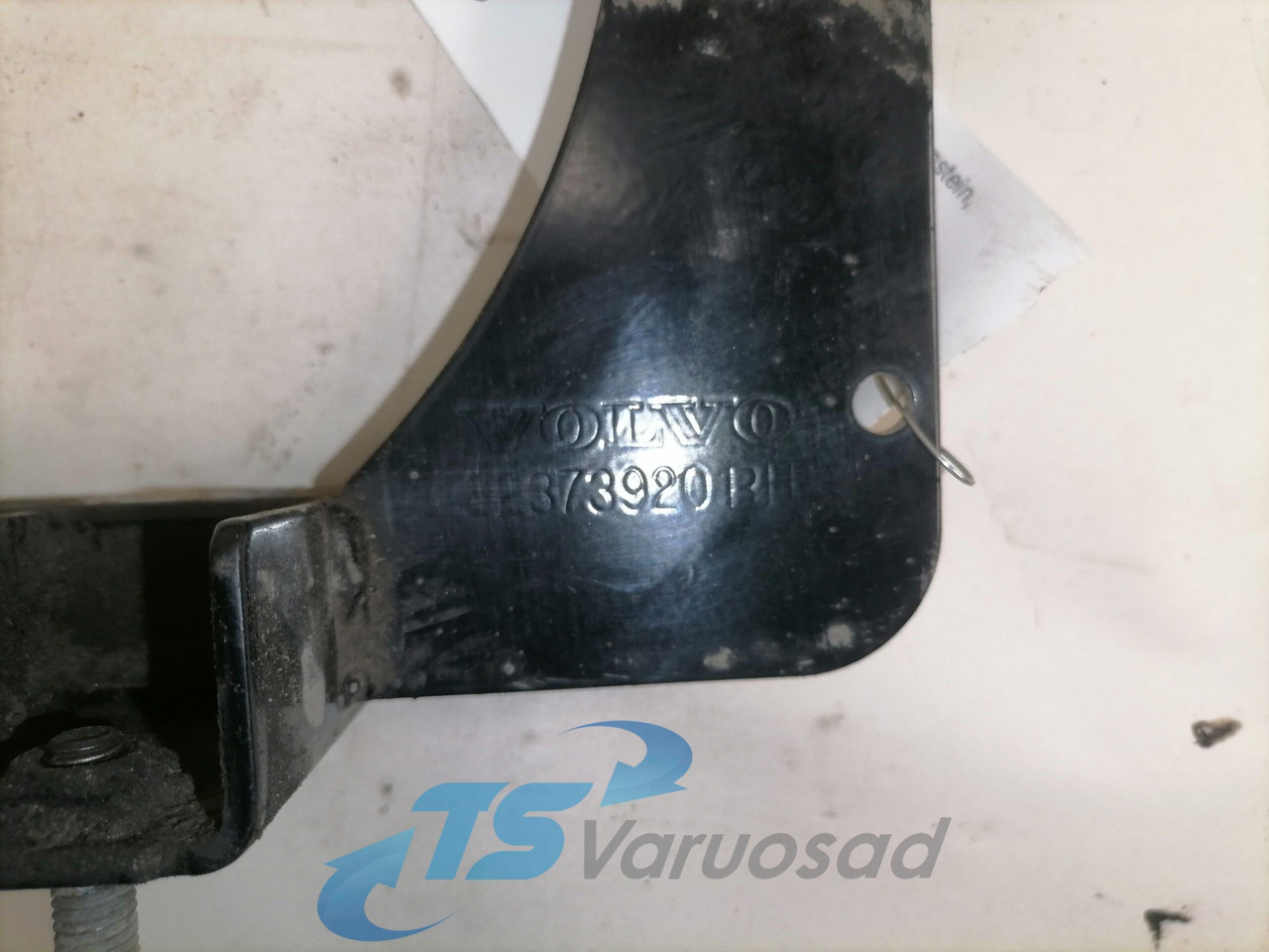 Volvo Bracket 82373920 - إطار هيكلي/ إطار معدني - شاحنة: صورة 3 Volvo Bracket 82373920 - إطار هيكلي/ إطار معدني - شاحنة: صورة 3