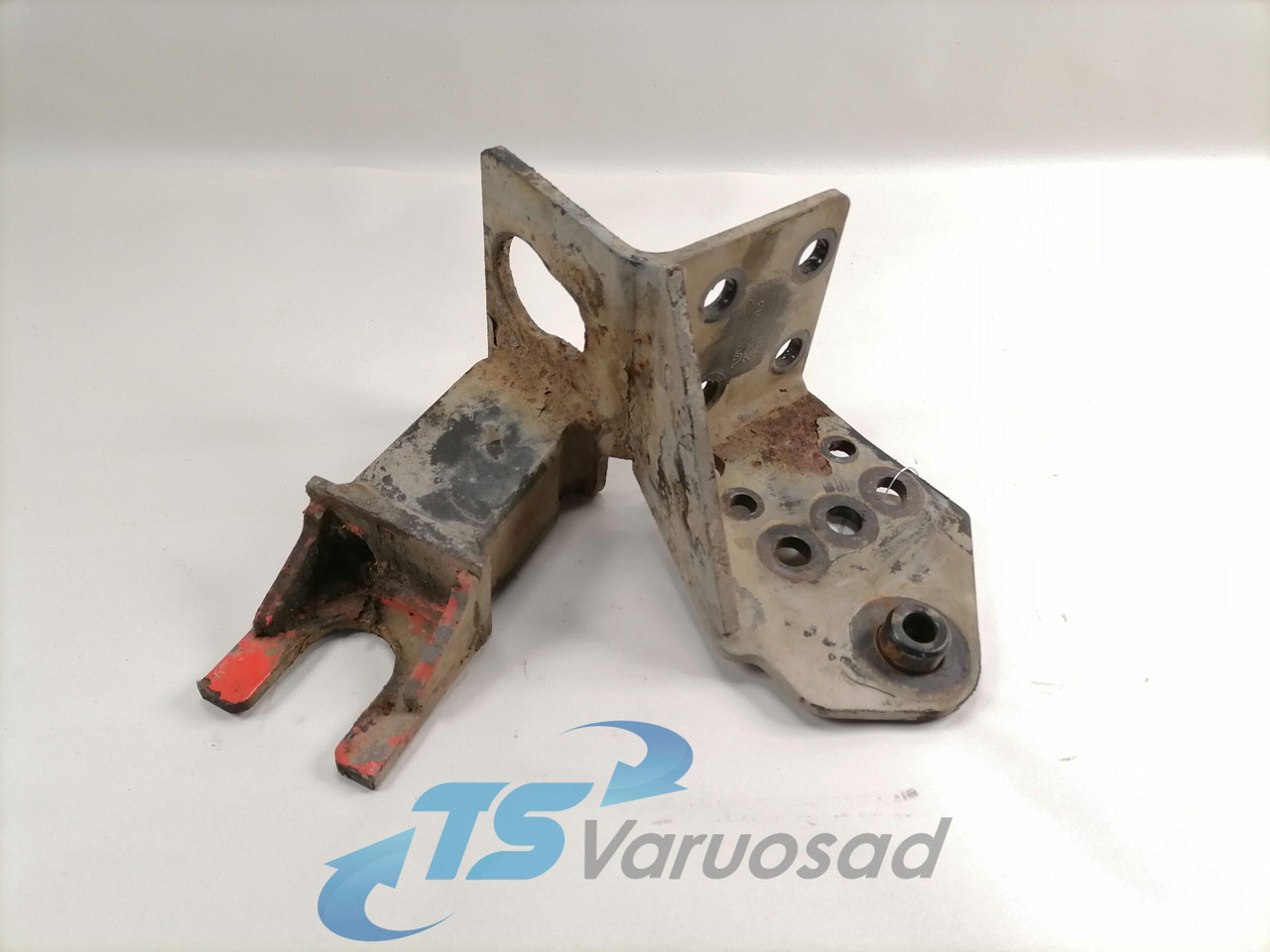 Volvo Bumper bracket 20499243 - مصد - شاحنة: صورة 1 Volvo Bumper bracket 20499243 - مصد - شاحنة: صورة 1
