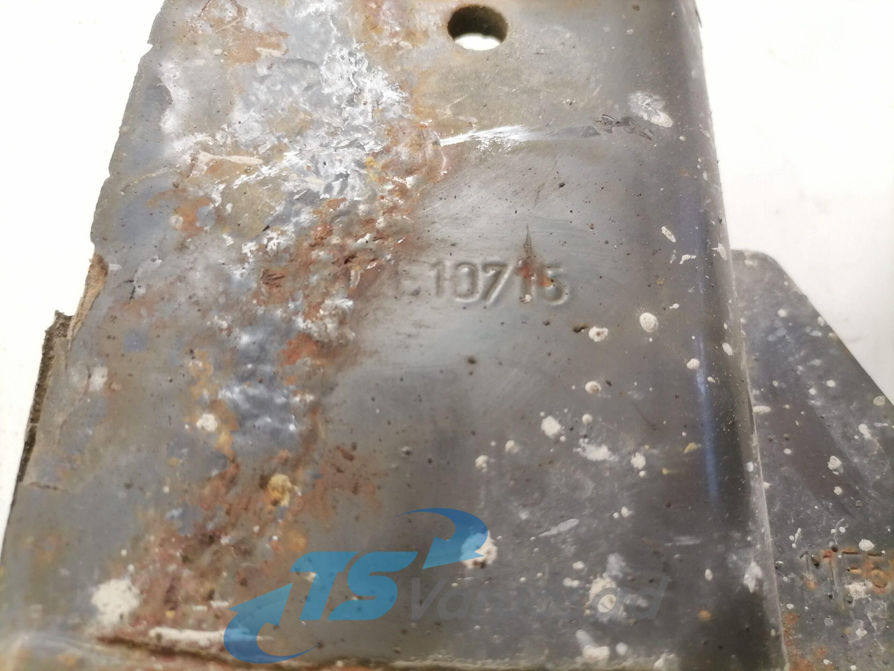 Volvo Bumper bracket 82943981 - مصد - شاحنة: صورة 3 Volvo Bumper bracket 82943981 - مصد - شاحنة: صورة 3