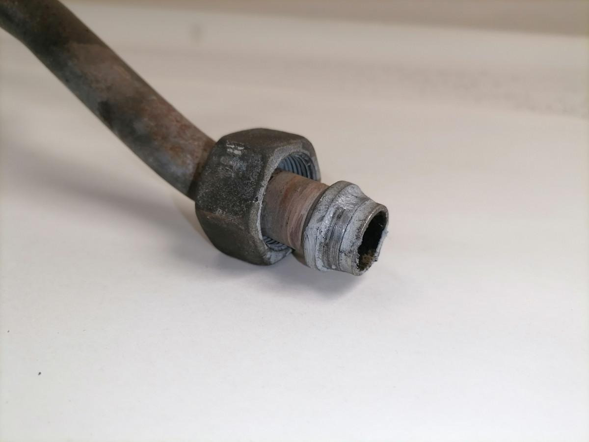 Volvo Compressor air pipe 22311001 - ضاغط مكابح الهواء - شاحنة: صورة 3 Volvo Compressor air pipe 22311001 - ضاغط مكابح الهواء - شاحنة: صورة 3