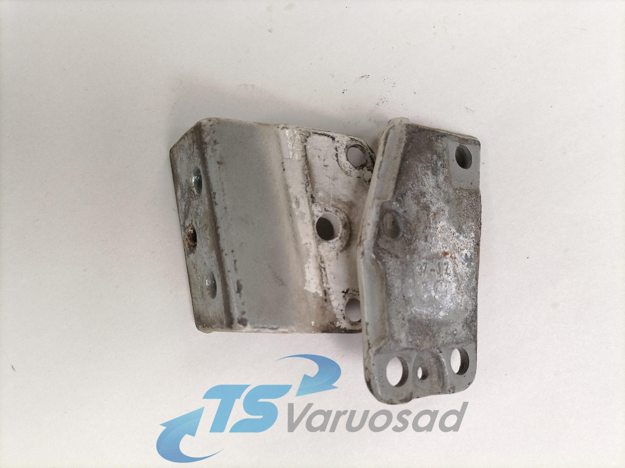 Volvo Door hinge 20372038 - باب و قطع الغيار - شاحنة: صورة 4 Volvo Door hinge 20372038 - باب و قطع الغيار - شاحنة: صورة 4