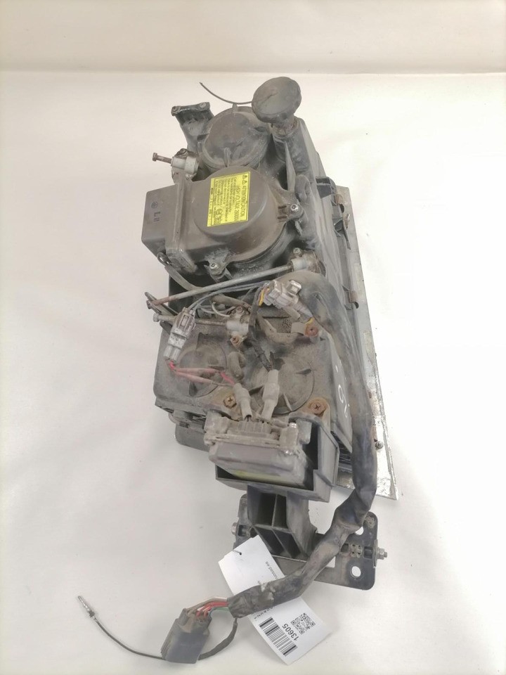 Volvo Esituli, xenon 20713724 - أضواء/ إضاءة - شاحنة: صورة 4 Volvo Esituli, xenon 20713724 - أضواء/ إضاءة - شاحنة: صورة 4