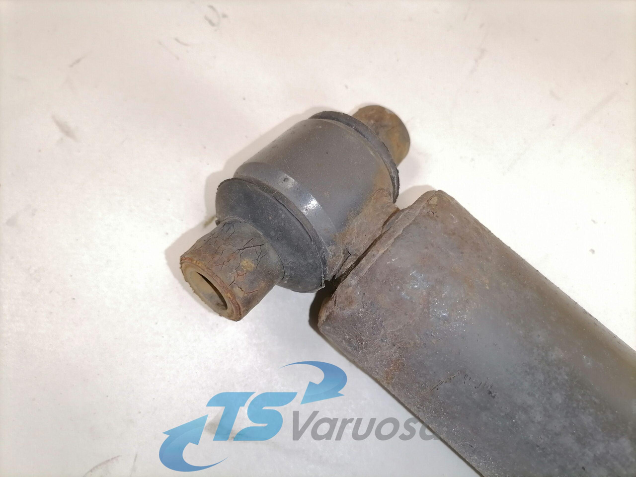 Volvo First axel shock absorber 21866530 - ممتصات الصدمات - شاحنة: صورة 2 Volvo First axel shock absorber 21866530 - ممتصات الصدمات - شاحنة: صورة 2