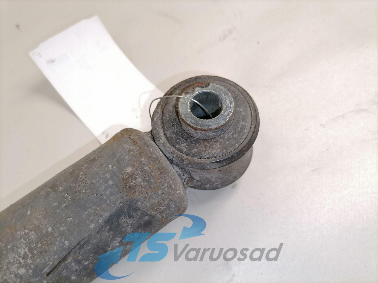 Volvo First axel shock absorber 21866530 - ممتصات الصدمات - شاحنة: صورة 3 Volvo First axel shock absorber 21866530 - ممتصات الصدمات - شاحنة: صورة 3