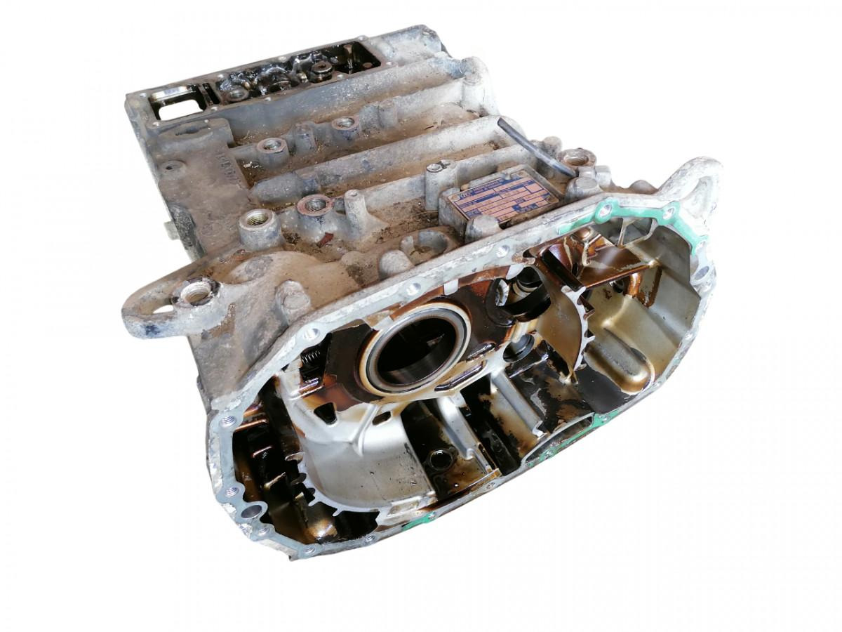 Volvo Käigukasti korpus 1324401177 - علبة التروس و قطع الغيار - شاحنة: صورة 1 Volvo Käigukasti korpus 1324401177 - علبة التروس و قطع الغيار - شاحنة: صورة 1