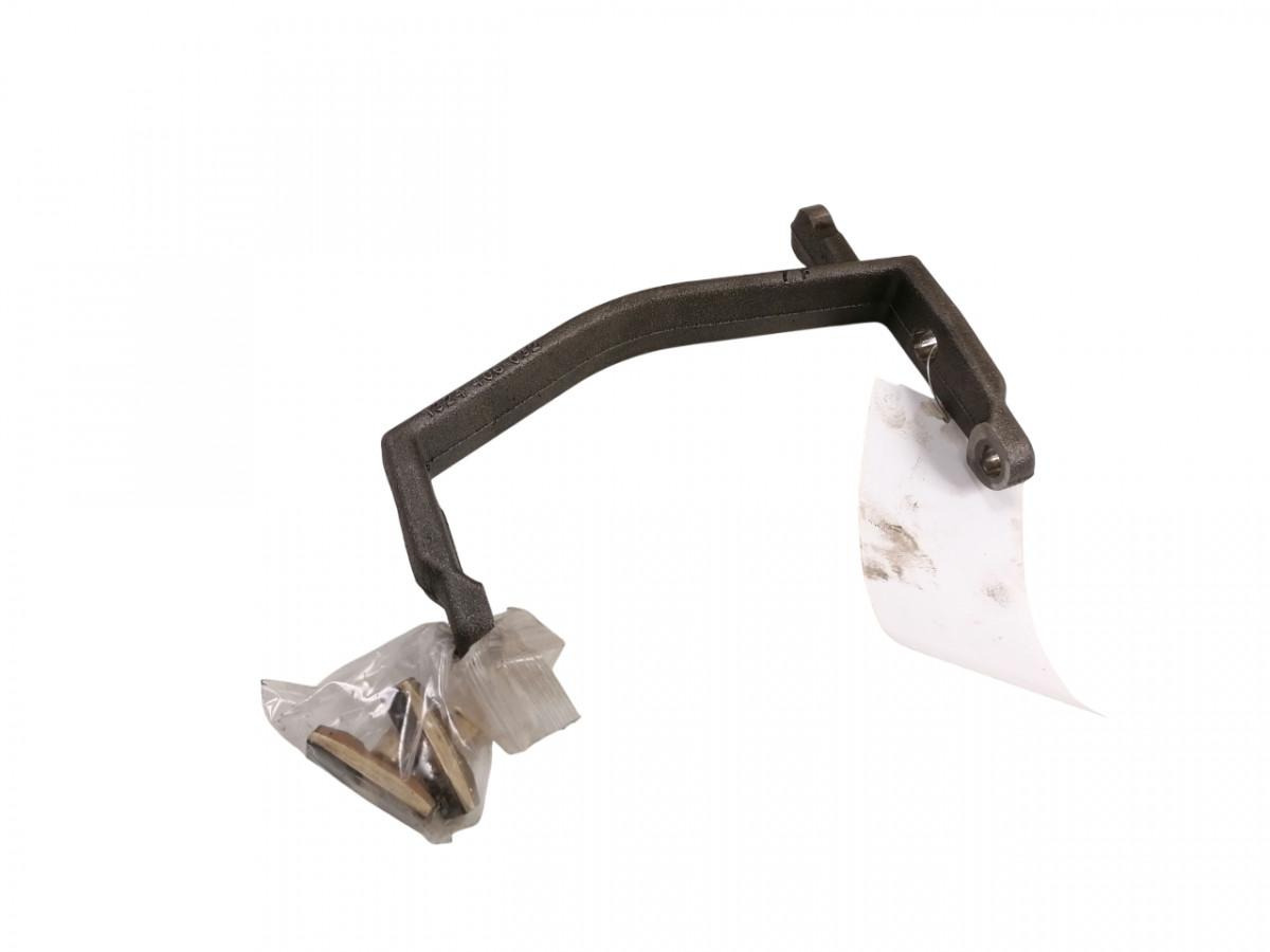 Volvo Käiguvahetus kahvel 1324406032 - علبة التروس و قطع الغيار - شاحنة: صورة 1 Volvo Käiguvahetus kahvel 1324406032 - علبة التروس و قطع الغيار - شاحنة: صورة 1