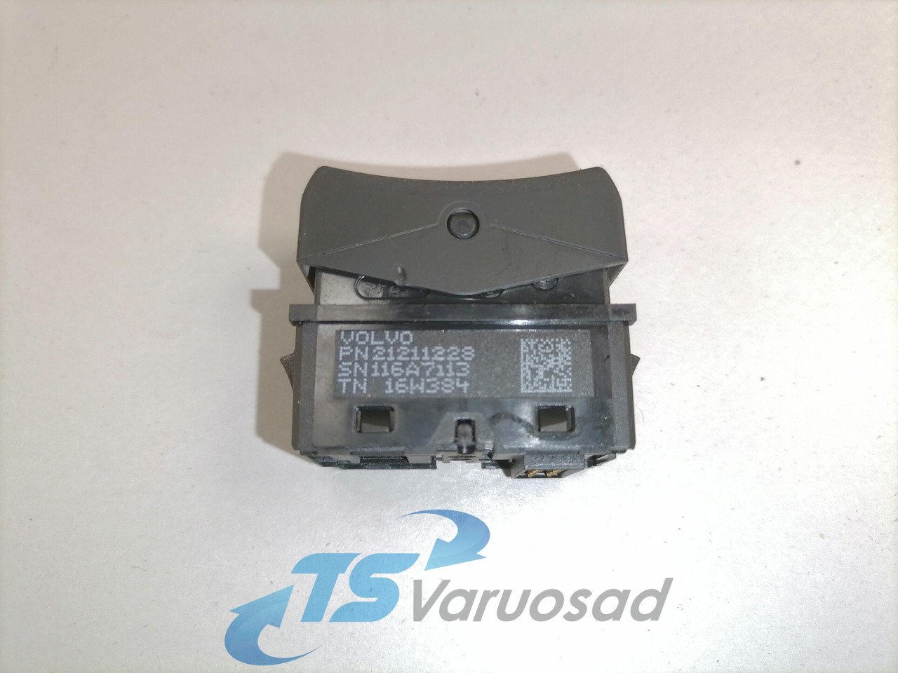 Volvo Lüliti 21211228 - كابينة - شاحنة: صورة 2 Volvo Lüliti 21211228 - كابينة - شاحنة: صورة 2