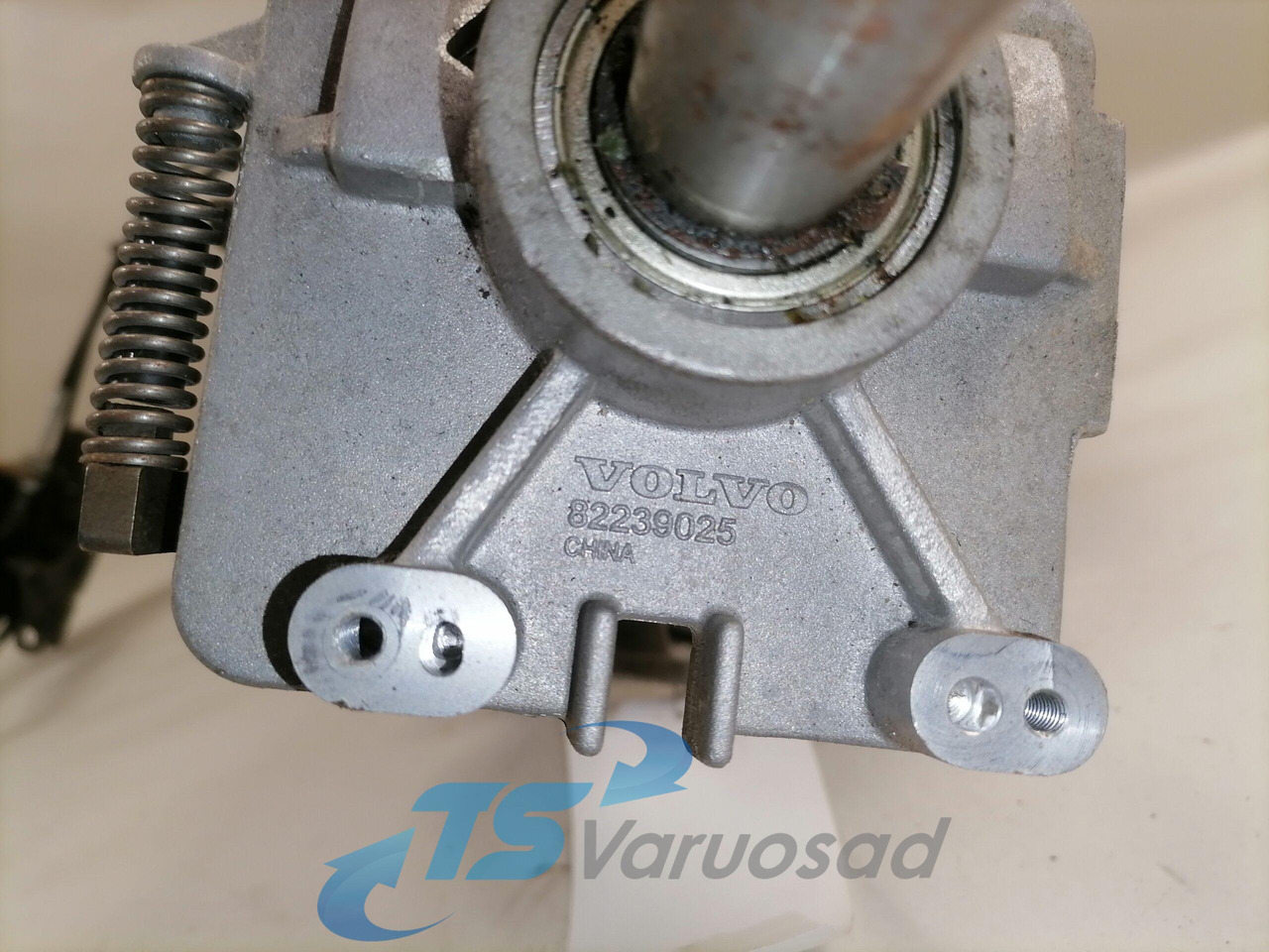 Volvo Roolisammas 84415390 - عمود التوجيه - شاحنة: صورة 4 Volvo Roolisammas 84415390 - عمود التوجيه - شاحنة: صورة 4