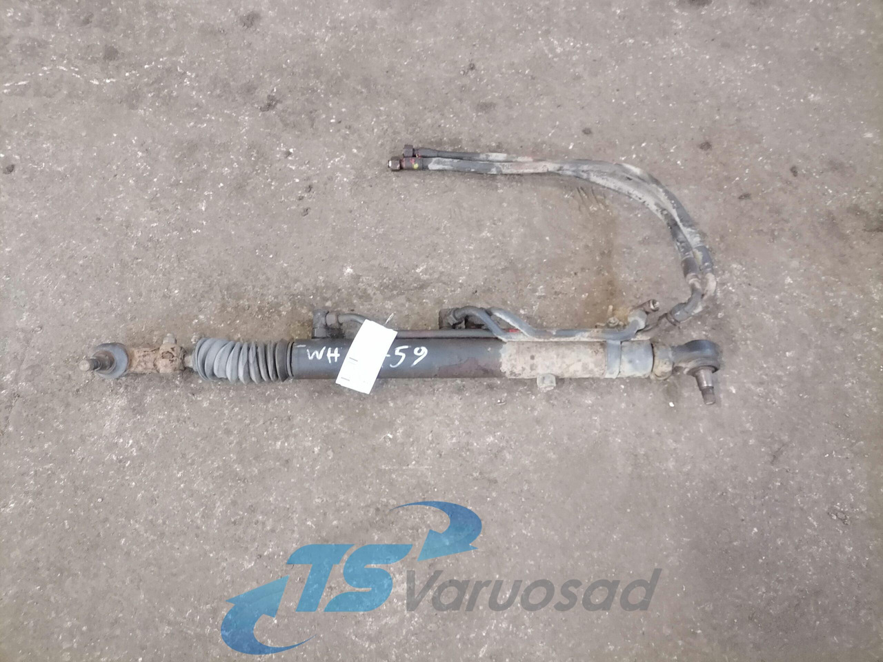 Volvo Steerind sylinder 3987647 - المقود - شاحنة: صورة 1 Volvo Steerind sylinder 3987647 - المقود - شاحنة: صورة 1