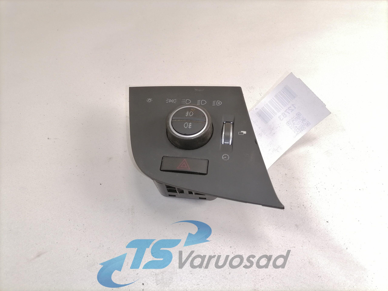 Volvo Switch, lights 22154311 - كابينة - شاحنة: صورة 1 Volvo Switch, lights 22154311 - كابينة - شاحنة: صورة 1