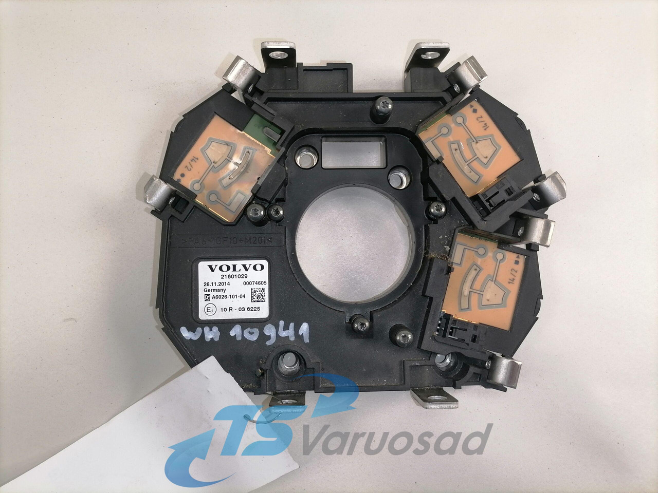 Volvo Volvo rooli lülitite kandur 21601029 - كابينة - شاحنة: صورة 2 Volvo Volvo rooli lülitite kandur 21601029 - كابينة - شاحنة: صورة 2