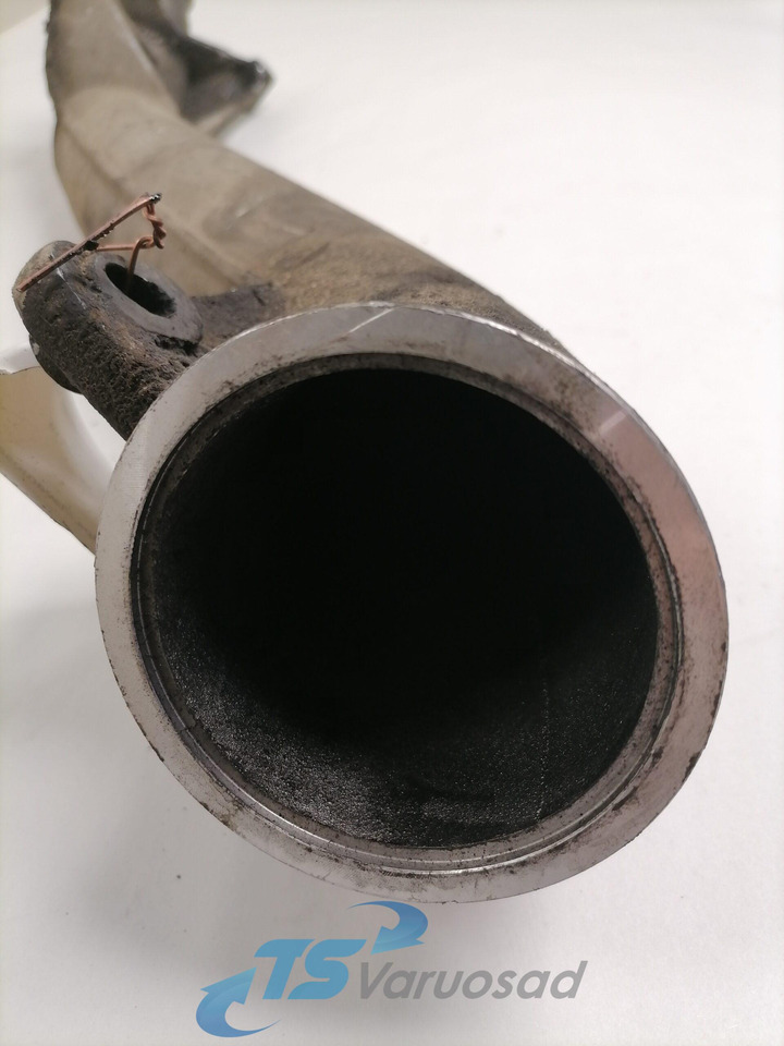 Volvo intercooler pipe 20522119 - مبرد هواء الشحن - شاحنة: صورة 4 Volvo intercooler pipe 20522119 - مبرد هواء الشحن - شاحنة: صورة 4