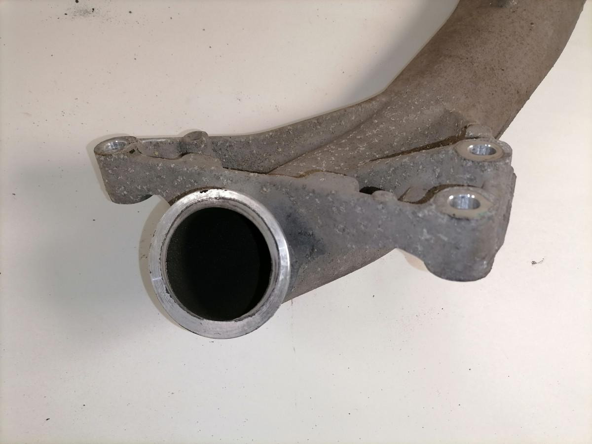 Volvo intercooler pipe 21806309 - مبرد هواء الشحن - شاحنة: صورة 4 Volvo intercooler pipe 21806309 - مبرد هواء الشحن - شاحنة: صورة 4