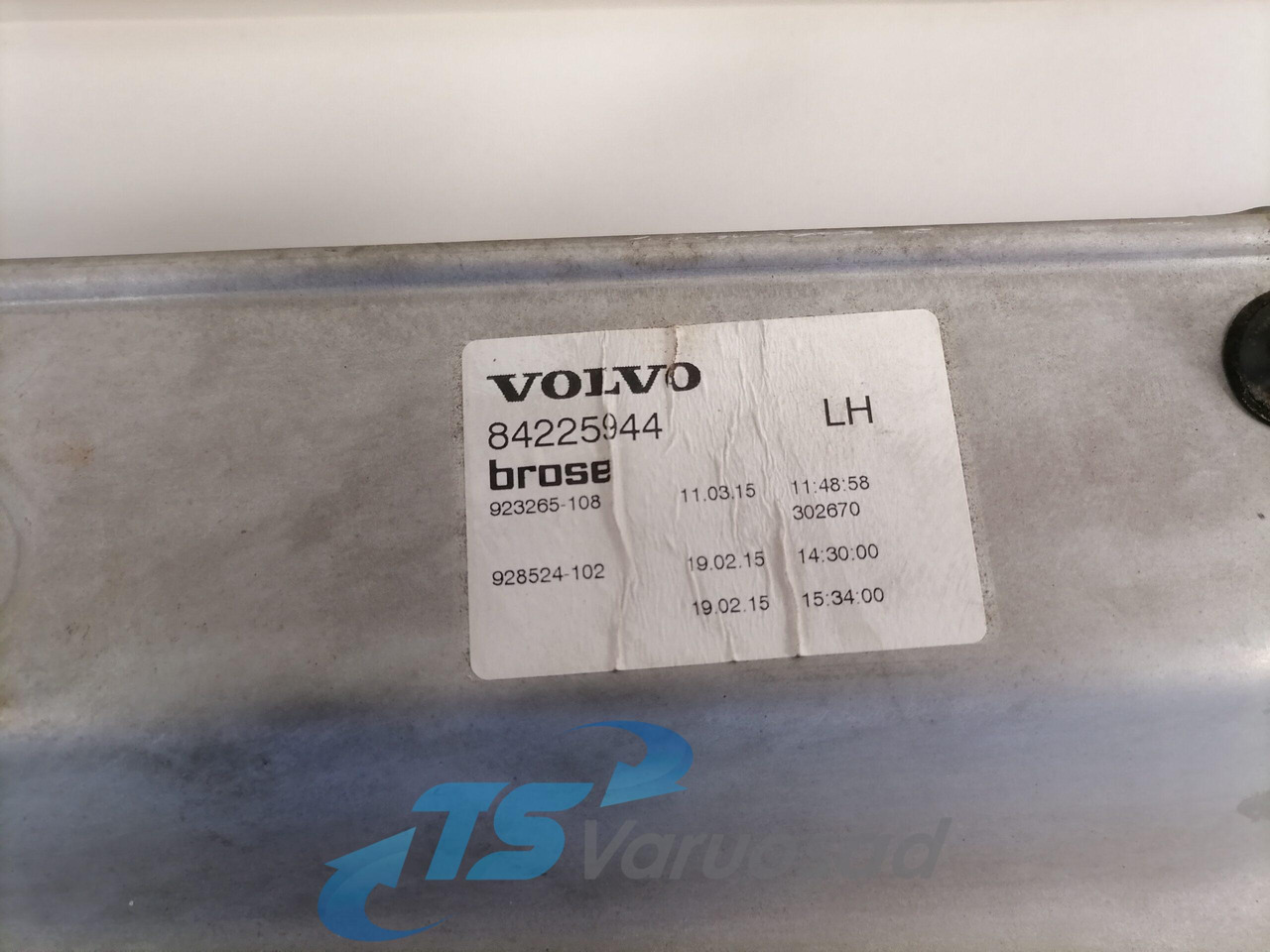 Volvo window mechanism 84225944 - باب و قطع الغيار - شاحنة: صورة 5 Volvo window mechanism 84225944 - باب و قطع الغيار - شاحنة: صورة 5