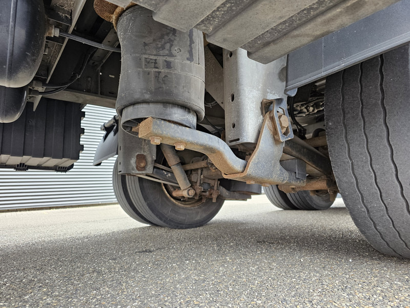 نصف مقطورة بصندوق مغلق KEL-BERG STEERING AXLE / LIFT AXLE / TAIL LIFT: صورة 18
