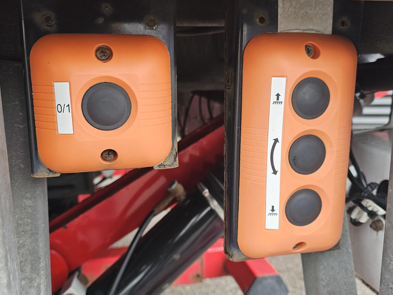 نصف مقطورة بصندوق مغلق KEL-BERG STEERING AXLE / LIFT AXLE / TAIL LIFT: صورة 9