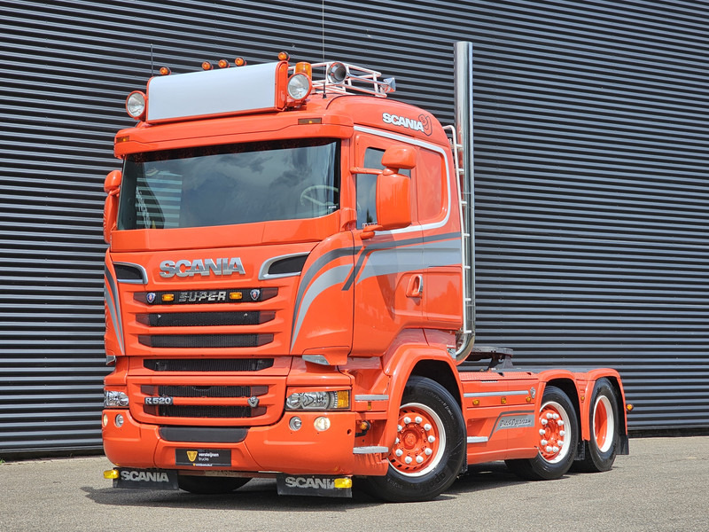 Scania R520 V8 6x2/4 - MANUAL GEARBOX / SHOWTRUCK. - مقطورة السحب: صورة 1 Scania R520 V8 6x2/4 - MANUAL GEARBOX / SHOWTRUCK. - مقطورة السحب: صورة 1