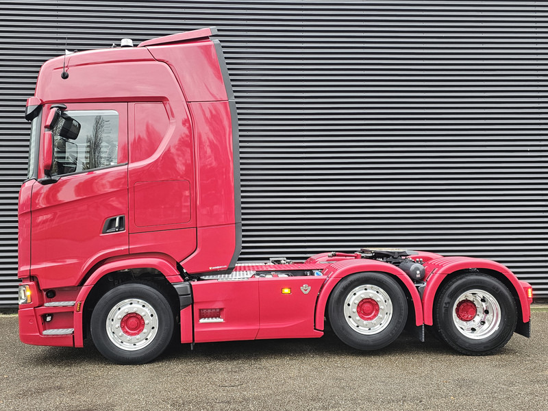 Scania S660 V8 6x2/4 / RETARDER / HYDRAULIC / FULL AIR - رأس تريلا: صورة 4 Scania S660 V8 6x2/4 / RETARDER / HYDRAULIC / FULL AIR - رأس تريلا: صورة 4