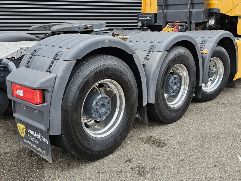 Scania T164 V8 8x4 TORPEDO / HYDRAULIC / ORIGINAL TORPEDO - مقطورة السحب: صورة 5 Scania T164 V8 8x4 TORPEDO / HYDRAULIC / ORIGINAL TORPEDO - مقطورة السحب: صورة 5