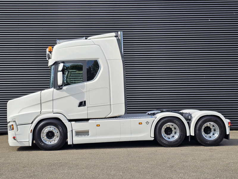 Scania T660 V8 6x4 TORPEDO / HAUBER / SHOW TRUCK - مقطورة السحب: صورة 2 Scania T660 V8 6x4 TORPEDO / HAUBER / SHOW TRUCK - مقطورة السحب: صورة 2