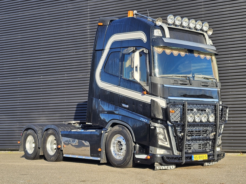 Volvo FH 16 750 6x2 BOOGIE / RETARDER / I PARK COOL - رأس تريلا: صورة 3 Volvo FH 16 750 6x2 BOOGIE / RETARDER / I PARK COOL - رأس تريلا: صورة 3