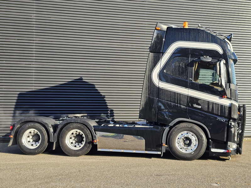 Volvo FH 16 750 6x2 BOOGIE / RETARDER / I PARK COOL - رأس تريلا: صورة 4 Volvo FH 16 750 6x2 BOOGIE / RETARDER / I PARK COOL - رأس تريلا: صورة 4