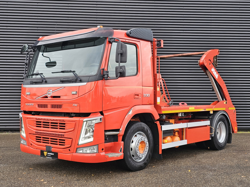 Volvo FM 330 / PORTAAL / ABSETZKIPPER - شاحنة لودر انزلاقي: صورة 1 Volvo FM 330 / PORTAAL / ABSETZKIPPER - شاحنة لودر انزلاقي: صورة 1