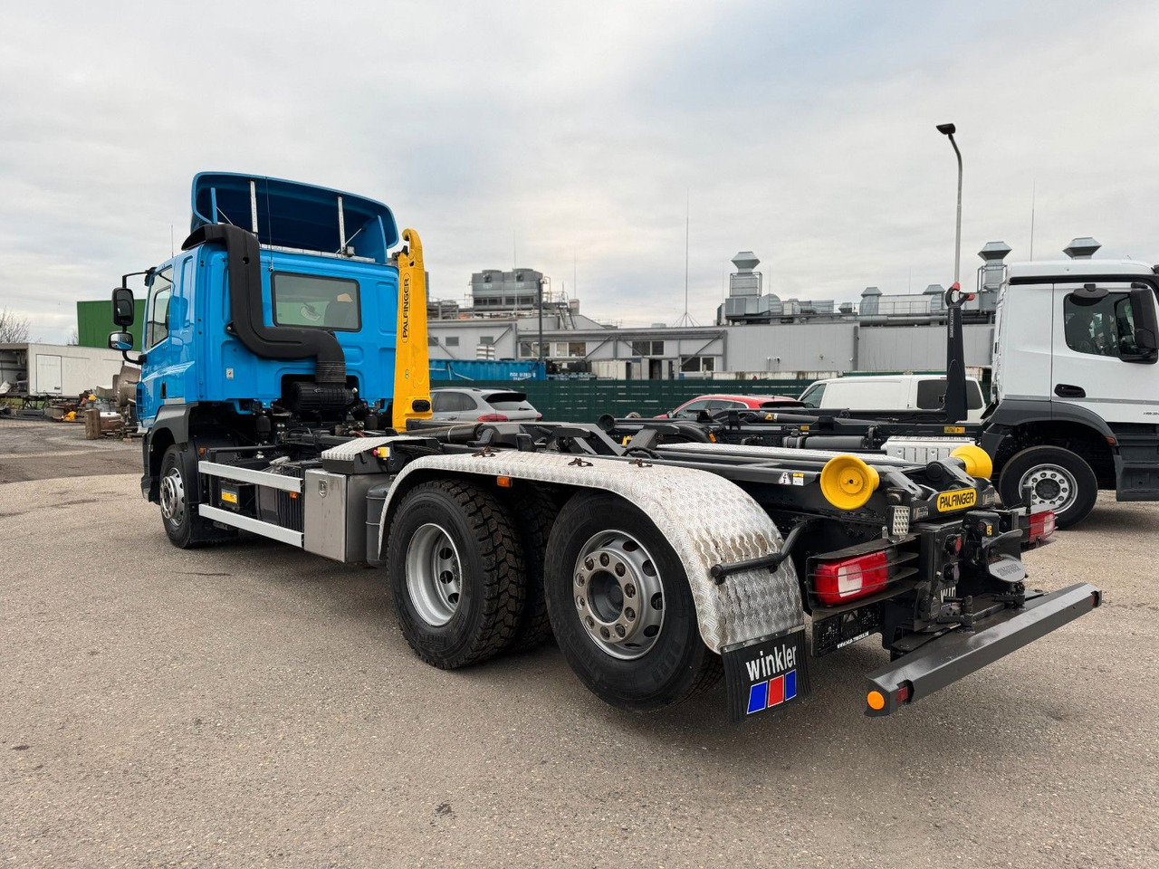 DAF CF 480 6X2 Abroller Funk 8 Stück neue Pirelli DAF CF 480 6X2 Abroller Funk 8 Stück neue Pirelli - شاحنة برافعة خطافية: صورة 3 DAF CF 480 6X2 Abroller Funk 8 Stück neue Pirelli DAF CF 480 6X2 Abroller Funk 8 Stück neue Pirelli - شاحنة برافعة خطافية: صورة 3