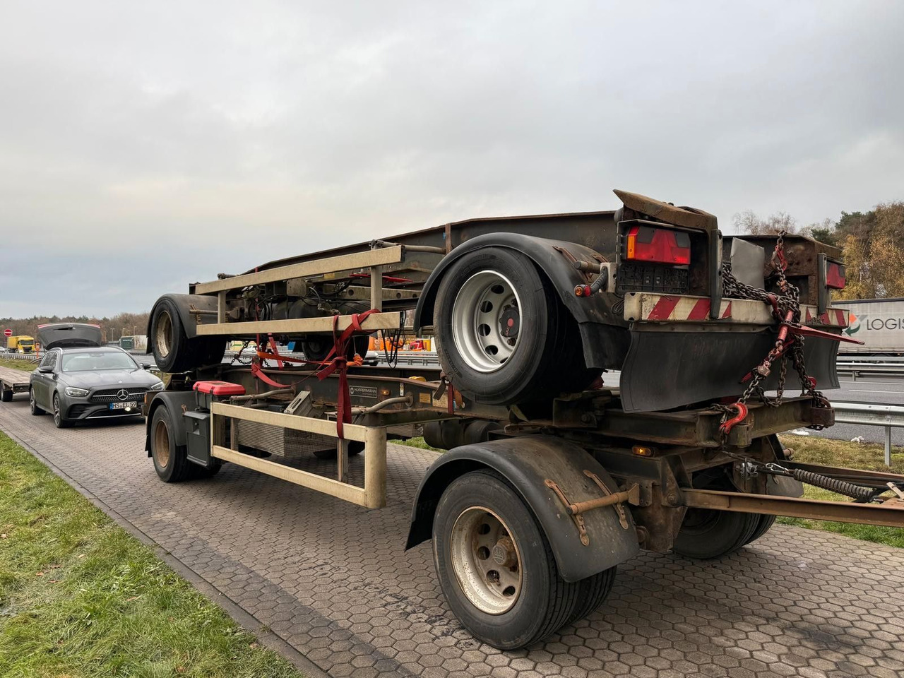 Hüffermann HSA 18.70 Schlittenabroller Containeranhänger 2x - مقطورة هوك ليفت/ لود لوجر: صورة 1 Hüffermann HSA 18.70 Schlittenabroller Containeranhänger 2x - مقطورة هوك ليفت/ لود لوجر: صورة 1