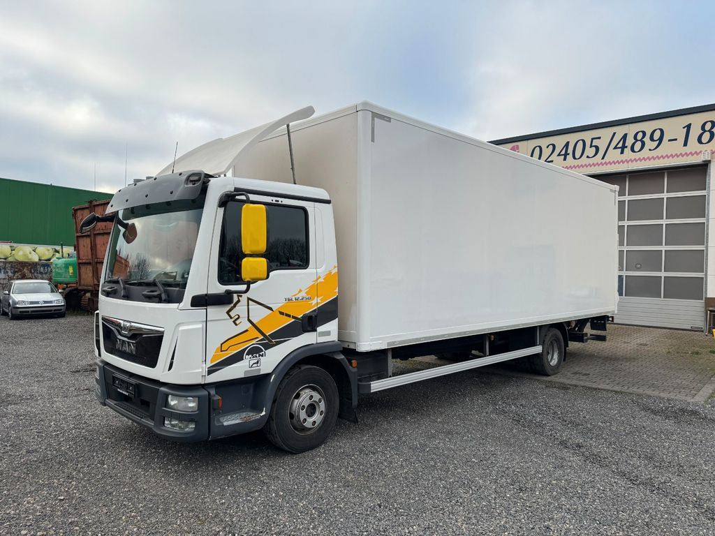MAN 12.250 4X2 Koffer LBW Klima Diff.Sperre AHK MAN 12.250 4X2 Koffer LBW Klima Diff.Sperre AHK - شاحنة صندوقية: صورة 1 MAN 12.250 4X2 Koffer LBW Klima Diff.Sperre AHK MAN 12.250 4X2 Koffer LBW Klima Diff.Sperre AHK - شاحنة صندوقية: صورة 1
