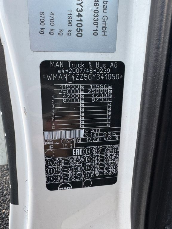 MAN 12.250 4X2 Koffer LBW Klima Diff.Sperre AHK - شاحنة صندوقية: صورة 3 MAN 12.250 4X2 Koffer LBW Klima Diff.Sperre AHK - شاحنة صندوقية: صورة 3