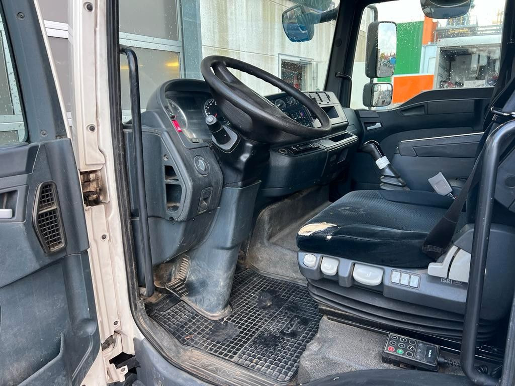 MAN 8.180 4X2 offene Pritsche MAN 8.180 4X2 offene Pritsche - شاحنة توصيل مفتوحة: صورة 5 MAN 8.180 4X2 offene Pritsche MAN 8.180 4X2 offene Pritsche - شاحنة توصيل مفتوحة: صورة 5