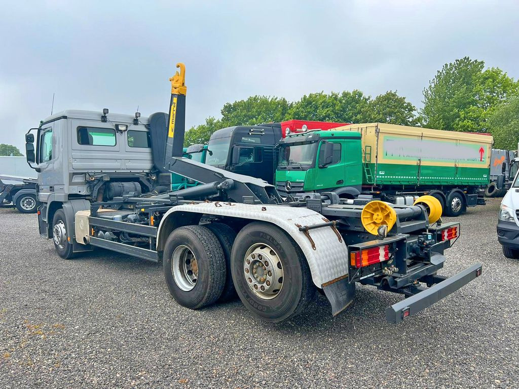 Mercedes-Benz 2541 6X2 Marrel Abroller Hydr. Verriegelung - شاحنة برافعة خطافية: صورة 5 Mercedes-Benz 2541 6X2 Marrel Abroller Hydr. Verriegelung - شاحنة برافعة خطافية: صورة 5