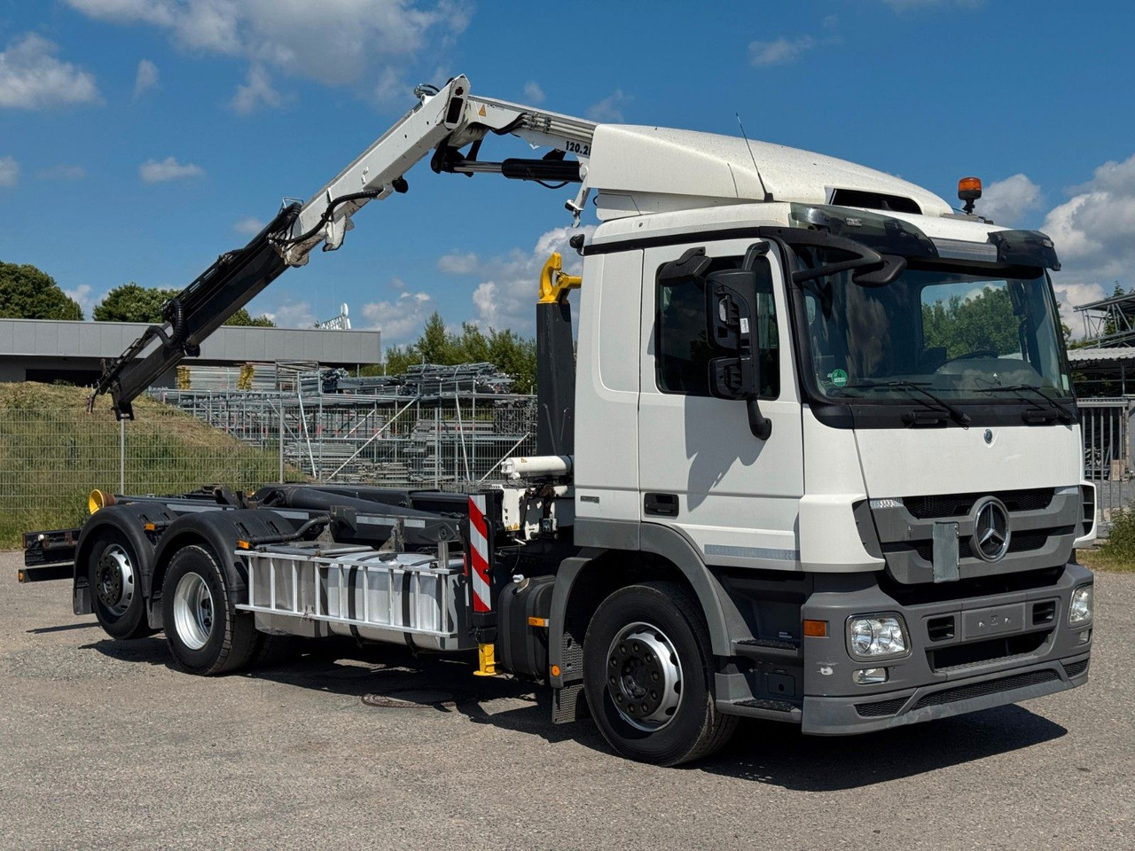 Mercedes-Benz 2541 6x2 ARK Meiller 20.65 | ATLA 120.2E mit 5&6 - شاحنة برافعة خطافية, شاحنة كرين: صورة 4 Mercedes-Benz 2541 6x2 ARK Meiller 20.65 | ATLA 120.2E mit 5&6 - شاحنة برافعة خطافية, شاحنة كرين: صورة 4