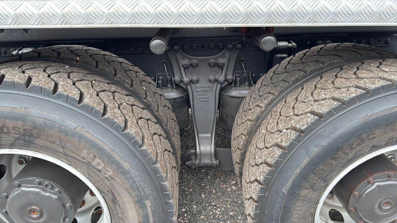 Mercedes-Benz 2641 6X4 Retarder Meiller mit Funk Top Zust - شاحنة برافعة خطافية: صورة 4 Mercedes-Benz 2641 6X4 Retarder Meiller mit Funk Top Zust - شاحنة برافعة خطافية: صورة 4